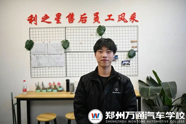 從懵懂學子到四店掌舵人 ——鄭州萬通優(yōu)秀學子王森